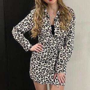 New Animal Print Long Sleeve Silk Dress Size XS